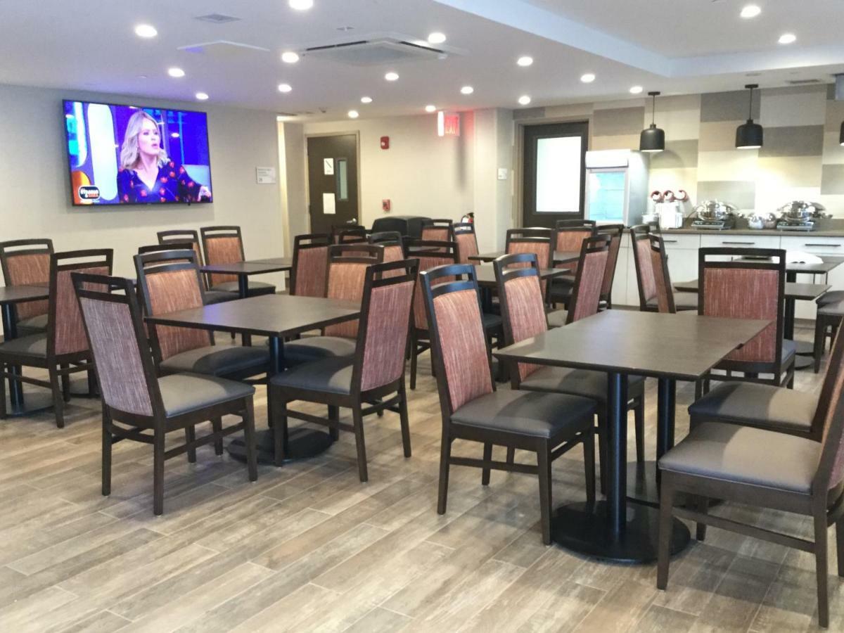 Ramada By Wyndham Bronx Terminal Hotel New York Kültér fotó